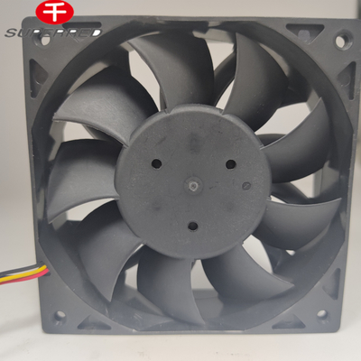 Plastik PBT CPU Fan 12V DC Rendah Dan Efisien Kontrol Suhu
